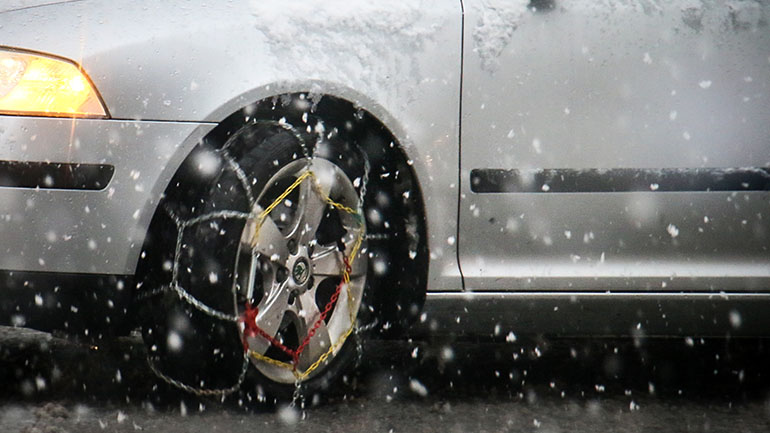 Γρεβενά: Με αντιολισθητικές αλυσίδες η κίνηση των οχημάτων σε σημεία του οδικού δικτύου